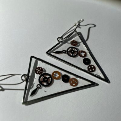 Cercei triunghi steampunk